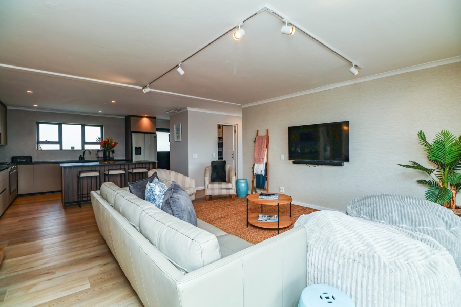 3 Bedroom Property for Sale in Bowtie Western Cape